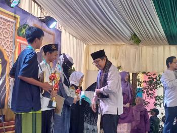 Juara Lomba Diumumkan di Islamiyah Serua